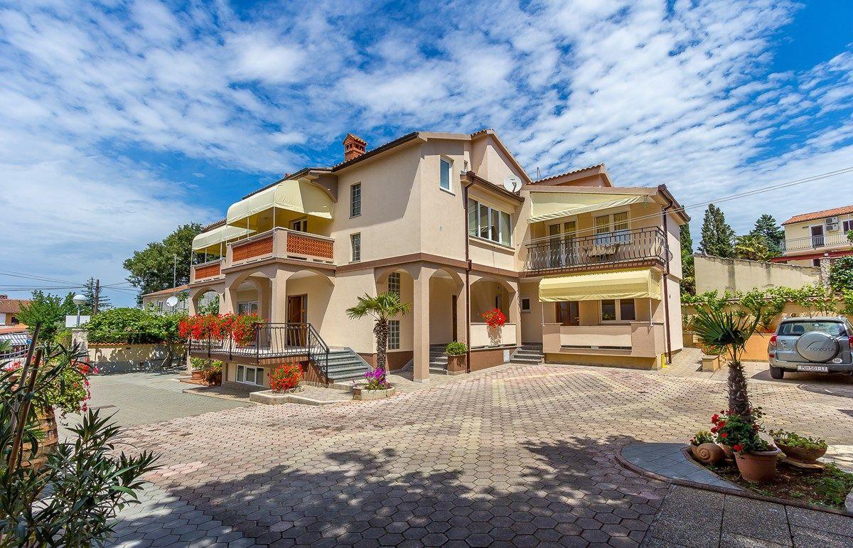 Apartments Nevija Medulin Ngoại thất bức ảnh