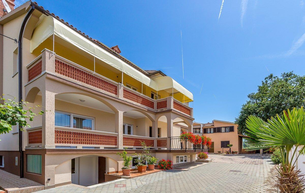 Apartments Nevija Medulin Ngoại thất bức ảnh